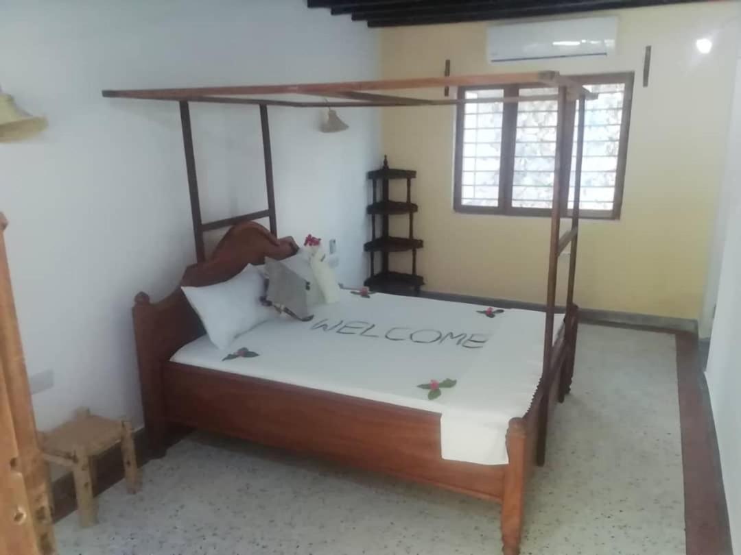 Sweet Beach Apartments Джамбиани Экстерьер фото